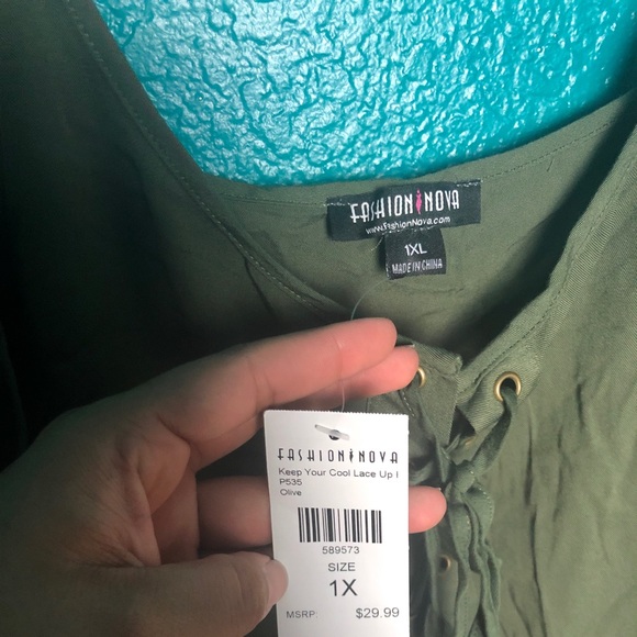 Green Romper from Fashion Nova - Picture 3 of 6